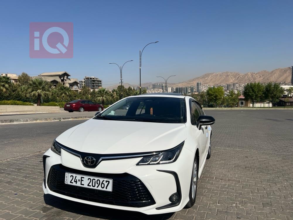 تۆیۆتا کۆرۆلا